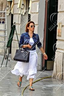 Barbara D'Urso feet photo thumbnail
