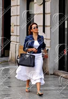 Barbara D'Urso feet photo thumbnail