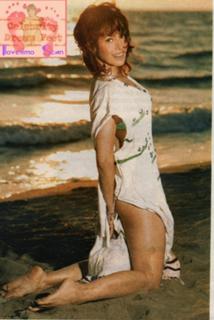 Barbara D'Urso feet photo thumbnail