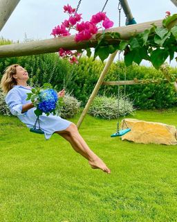 Barbara D'Urso feet photo thumbnail