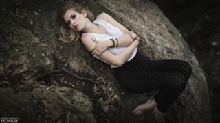 Barbara Dunkelman feet photo thumbnail