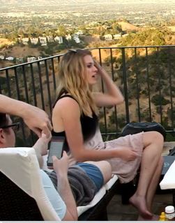 Barbara Dunkelman feet photo thumbnail