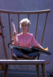 Barbara Eden feet photo thumbnail