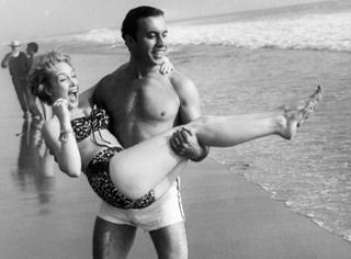 Barbara Eden feet photo thumbnail