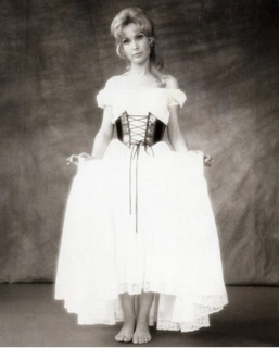 Barbara Eden feet photo thumbnail