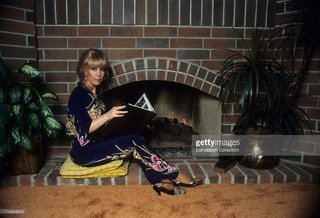 Barbara Eden feet photo thumbnail