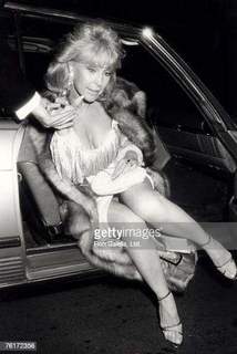 Barbara Eden feet photo thumbnail