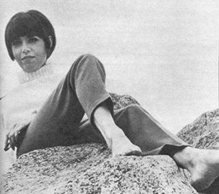 Barbara Feldon feet photo 3
