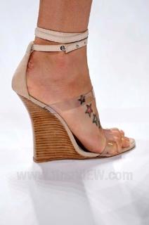 Barbara Fialho feet photo 17