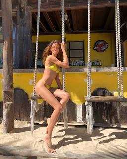 Barbara Fialho feet photo 16