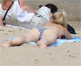 Barbara Kurdej-Szatan feet photo thumbnail