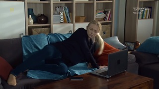 Barbara Kurdej-Szatan feet photo thumbnail