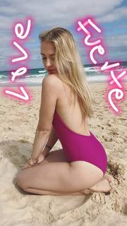 Barbara Kurdej-Szatan feet photo thumbnail