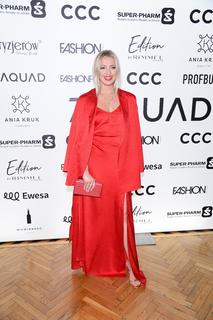 Barbara Kurdej-Szatan feet photo thumbnail