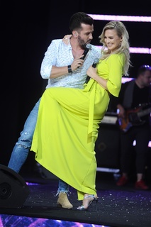 Barbara Kurdej-Szatan feet photo thumbnail