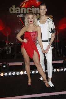 Barbara Kurdej-Szatan feet photo thumbnail