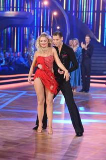 Barbara Kurdej-Szatan feet photo thumbnail