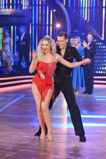 Barbara Kurdej-Szatan feet photo thumbnail