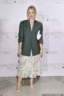 Barbara Kurdej-Szatan feet photo thumbnail