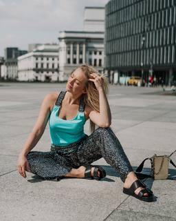 Barbara Kurdej-Szatan feet photo thumbnail