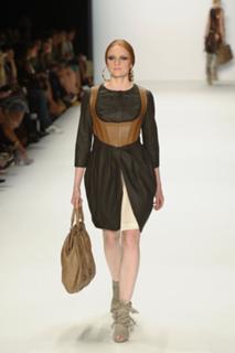 Barbara Meier feet photo thumbnail