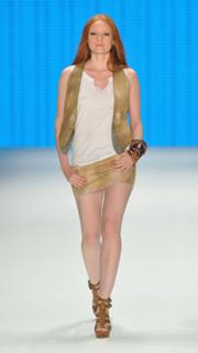 Barbara Meier feet photo thumbnail