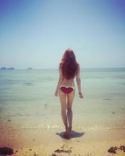 Barbara Meier feet photo thumbnail