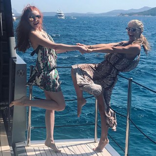 Barbara Meier feet photo thumbnail