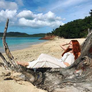 Barbara Meier feet photo thumbnail