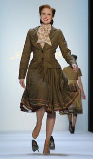 Barbara Meier feet photo thumbnail