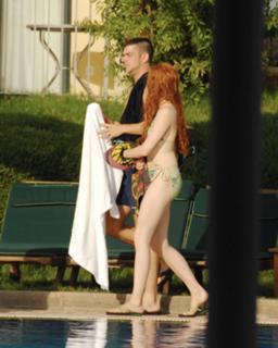 Barbara Meier feet photo thumbnail