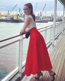 Barbara Meier feet photo thumbnail