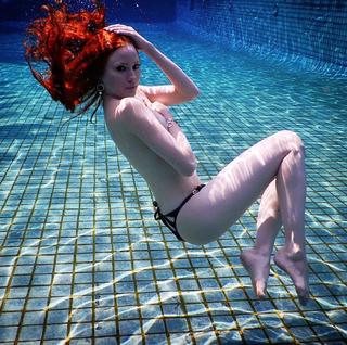 Barbara Meier feet photo thumbnail