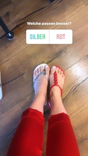 Barbara Meier feet photo thumbnail
