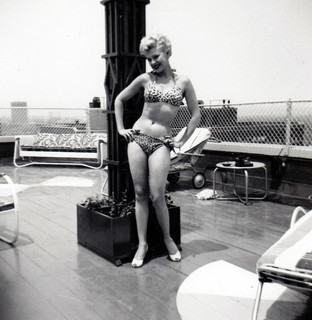 Barbara Nichols feet photo 4