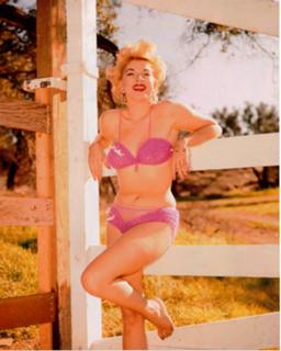 Barbara Nichols feet photo 3