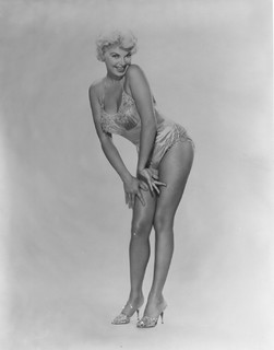 Barbara Nichols feet photo 11