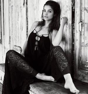 Barbara Palvin feet photo thumbnail