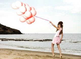 Barbara Palvin feet photo thumbnail