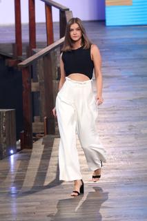 Barbara Palvin feet photo thumbnail