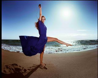 Barbara Palvin feet photo thumbnail