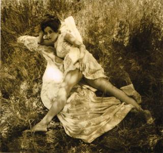 Barbara Parkins feet photo 2