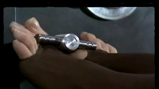Barbara Parkins feet photo 9