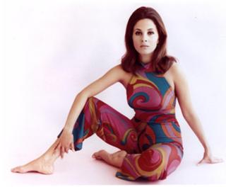 Barbara Parkins feet photo 3