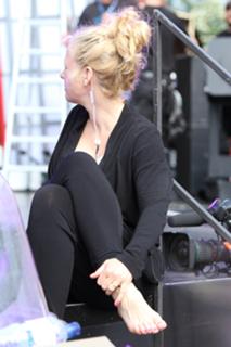Barbara Schöneberger feet photo thumbnail
