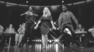 Barbara Schöneberger feet photo thumbnail