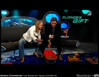 Barbara Schöneberger feet photo thumbnail