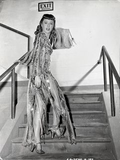 Barbara Stanwyck feet photo 9