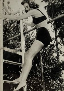 Barbara Stanwyck feet photo 1