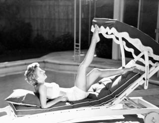 Barbara Stanwyck feet photo 4